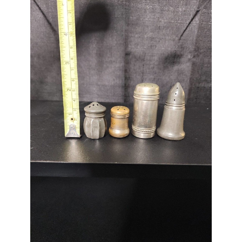 VTG Lot of 4 Mixed Pewter and WM Rogers Silverplated Salt and Pepper Shakers - Picture 3 of 5